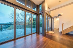 Photo 36- click for photo gallery